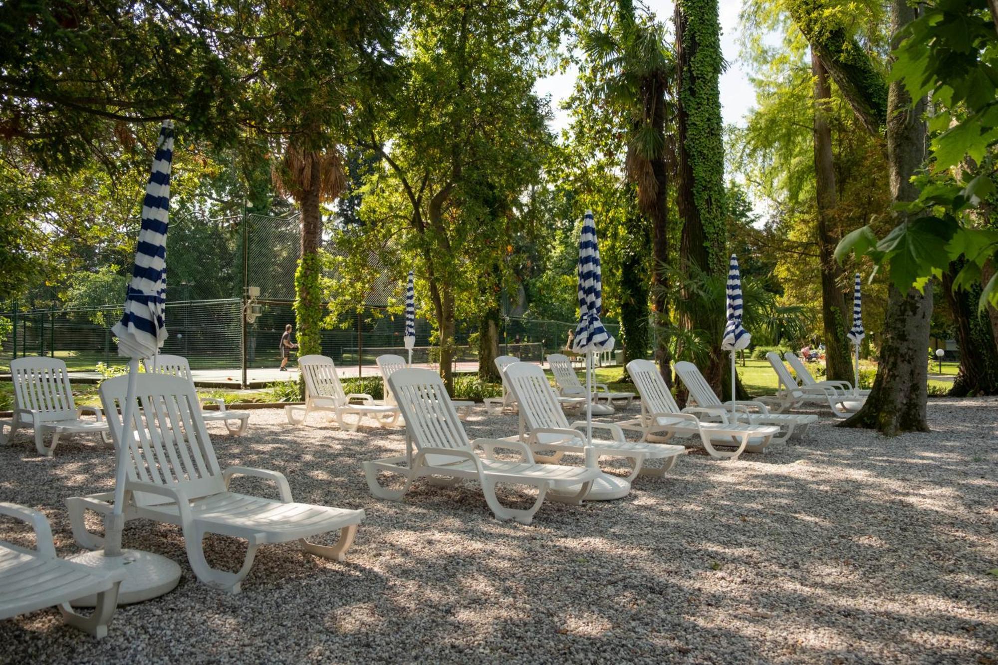 Hotel Vela D'Oro Dependence Бардолино Экстерьер фото