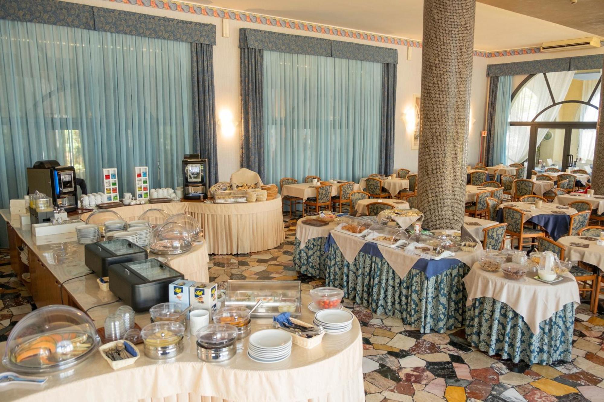 Hotel Vela D'Oro Dependence Бардолино Экстерьер фото